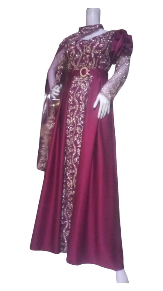 IMG-20241207-WA0039 فستان موديل حديث تفصيل عصري وأنيق مع خامة قماش درجة اولى - الصورة 1